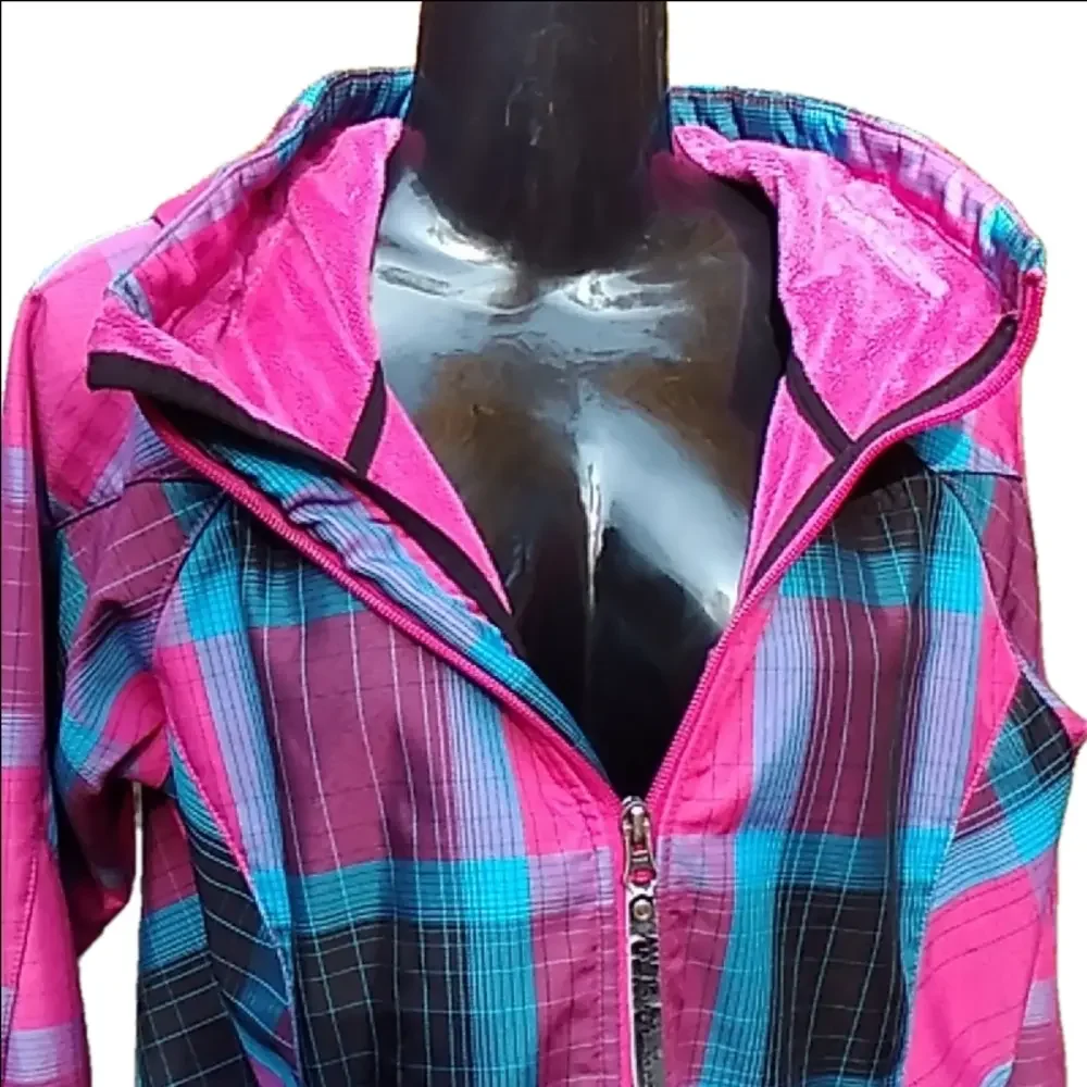 The North Face Women's Pink and Blue Plaid Fleece Lined Snowboard Ski Jacket - Picture 4 of 16